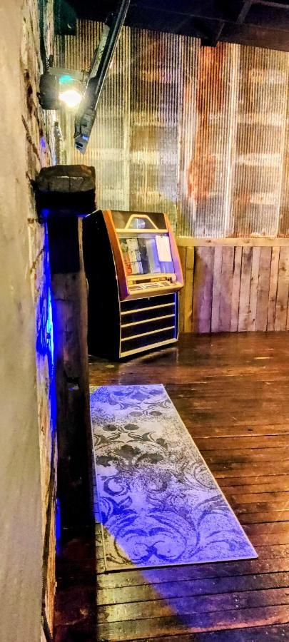 로건 Hocking Hills Rusty Lofts 아파트 외부 사진