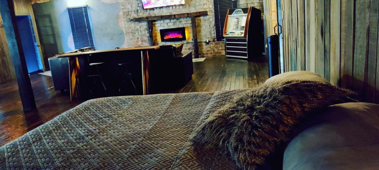 로건 Hocking Hills Rusty Lofts 아파트 외부 사진